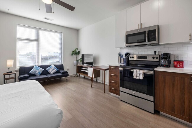 633 E Main St unit ID1031631P, Louisville, KY 40202 - photo 6