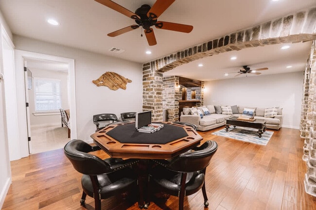 1906 Almand Dr unit ID1369206P, Bentonville, AR 72712 - photo 6