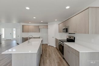 660 W Striped Owl St, Kuna, ID 83634