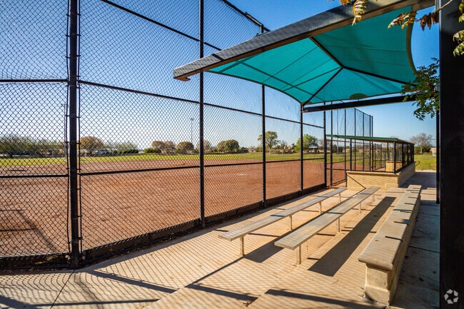 Play ball at Gateway Park's top-notch baseball fields near El Mirage.