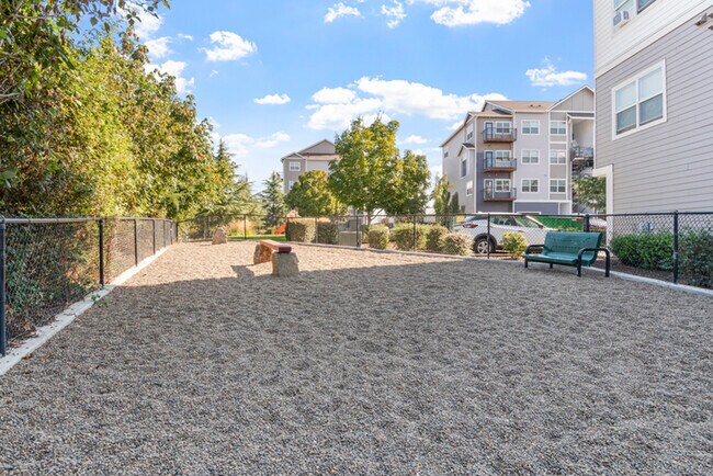 Element 170 Apartments, Beaverton, OR 97003 - photo 2