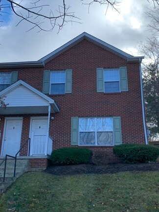 415 Laurence Ln, Blacksburg, VA 24060