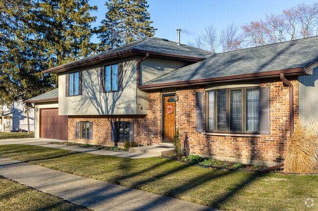 Split level homes can be found throughout Bensenville.