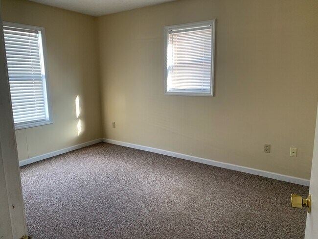 4864 National Rd unit 1D, Triadelphia, WV 26059 - photo 3