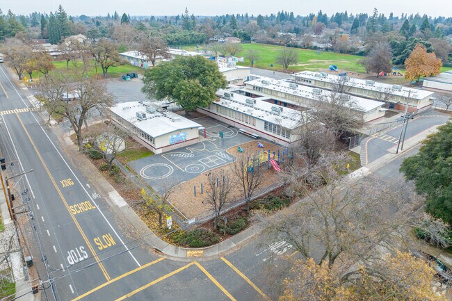 Welcome to Mary Deterding Elementary School.