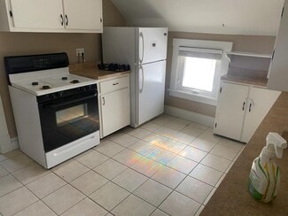 4821 Harlem Rd Unit Upstairs, Buffalo, NY 14226