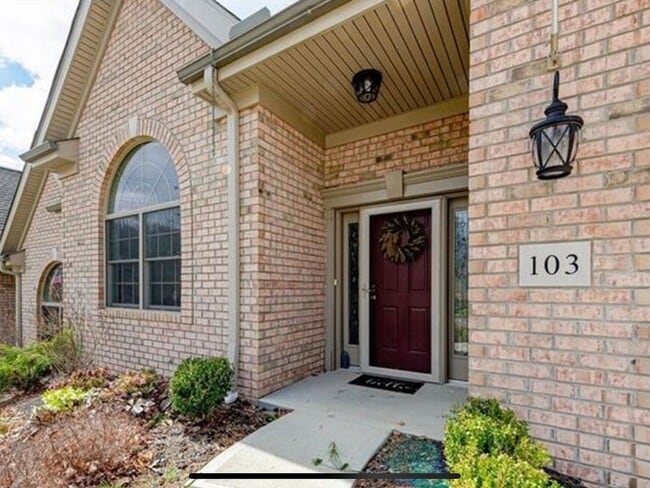 103 Elm St, Imperial, PA 15126 - photo 2