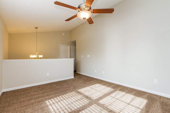 15469 Fawn Meadow Dr, Noblesville, IN 46060 - photo 4