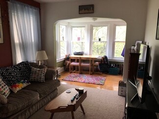 67 Greenfield St Unit upper rear, Buffalo, NY 14214
