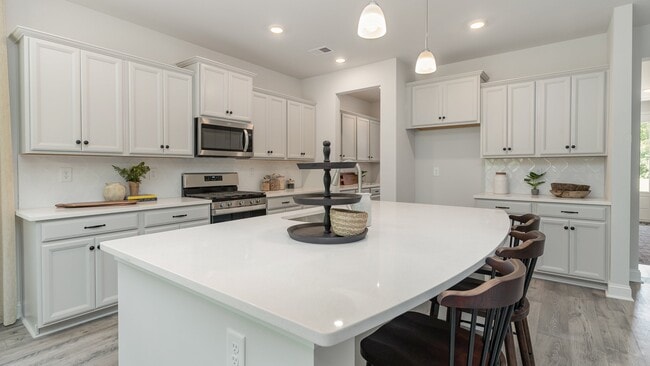 3005 Royal Bluff Ln unit 36209743, Florence, SC 29505 - photo 7