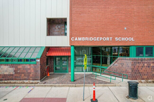 The Cambridgeport School is located off of Elm Street in Cambridge, MA.
