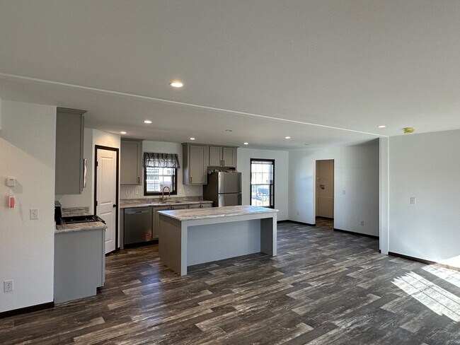 3606 Warren Ct, Bellevue, NE 68005 - photo 2