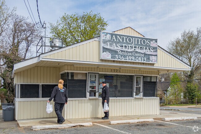 Skyland folks love Antojitos las Delicias, a walk up Mexican restaurant.