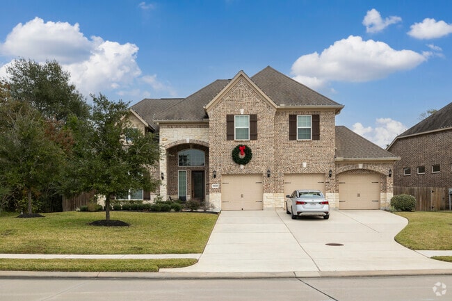 A two-story, Contemporary home is a typical home in Conroe.