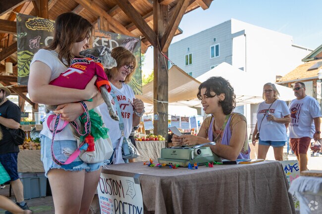 Residents of Northside Park enjoy a tight-knit community atmosphere in their daily lives.