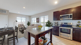 900 14th Ave NE, Minneapolis, MN 55413