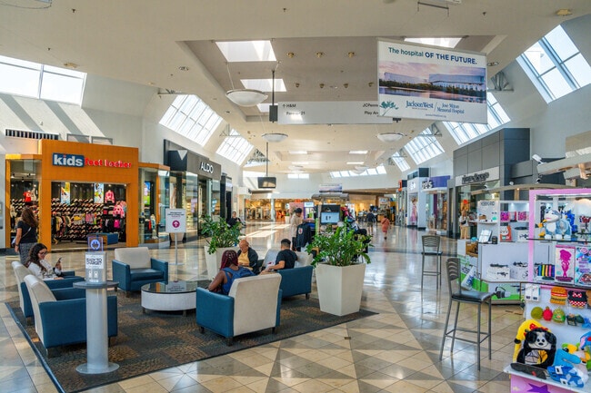 Miami International Mall offers major stores and retailers not too far from Fontainebleau East.