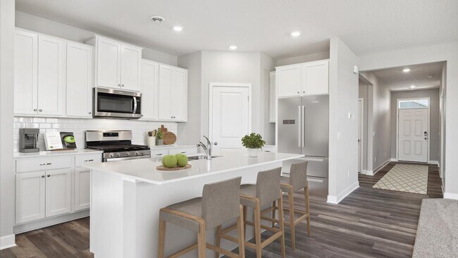 1878 Rainier Dr unit 36208085, Shakopee, MN 55379 - photo 5