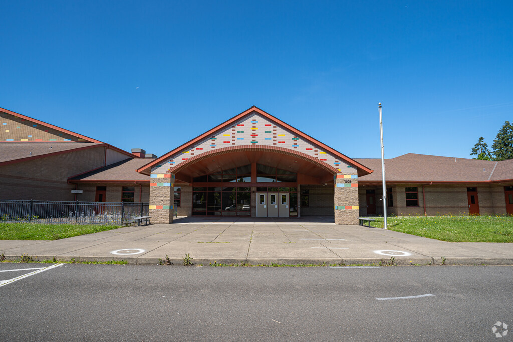 Forest Ridge Elementary School, Keizer OR Rankings & Reviews - Homes.com