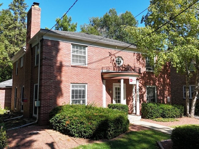 1406 Drake St unit 3, Madison, WI 53711 - photo 2