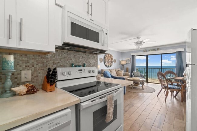 The Summit Beach Resort Condominium unit FL5-ID1355029P, Panama City Beach, FL 32408 - photo 6