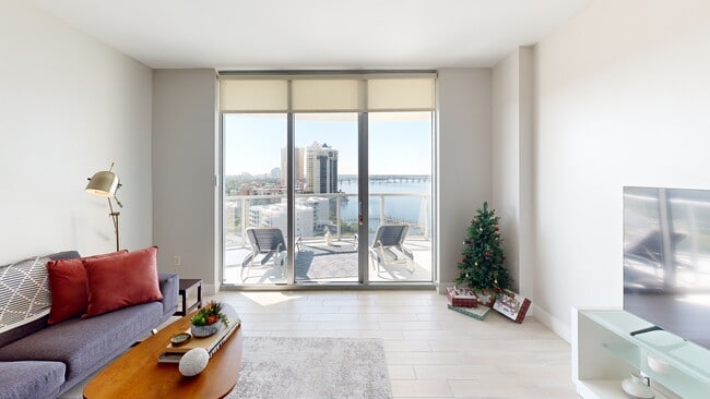 3000 Oasis Grand Blvd unit 1401, Fort Myers, FL 33916 - photo 2