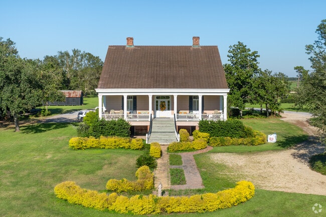 Lafourche Crossing features a variety of homes at different price points.