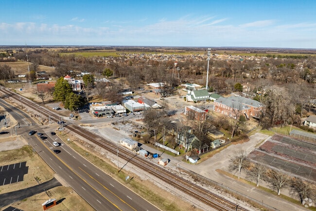Marion features a historical downtown with a handful of local businesses.