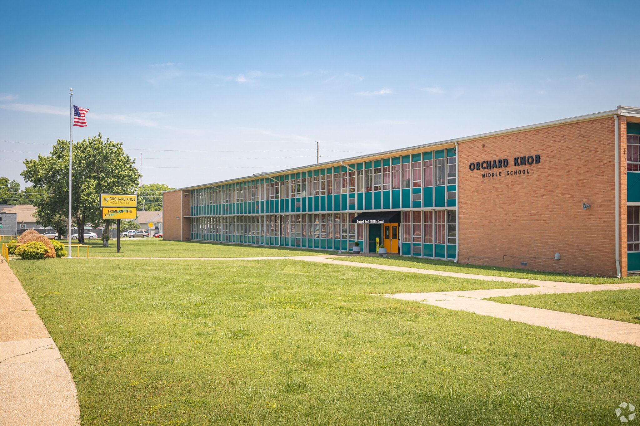 2012 E 12th St, Chattanooga, TN 37404