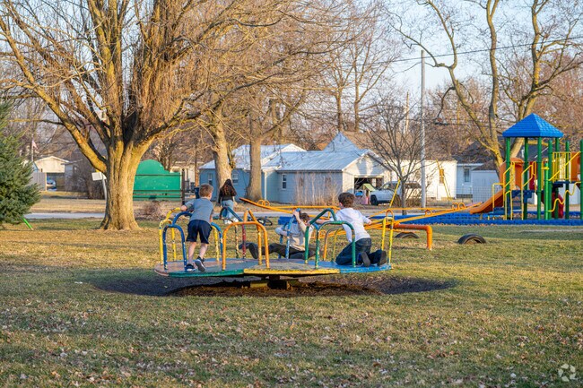 Many neighborhood children are within walking distance to Frankfort's Circle Park.
