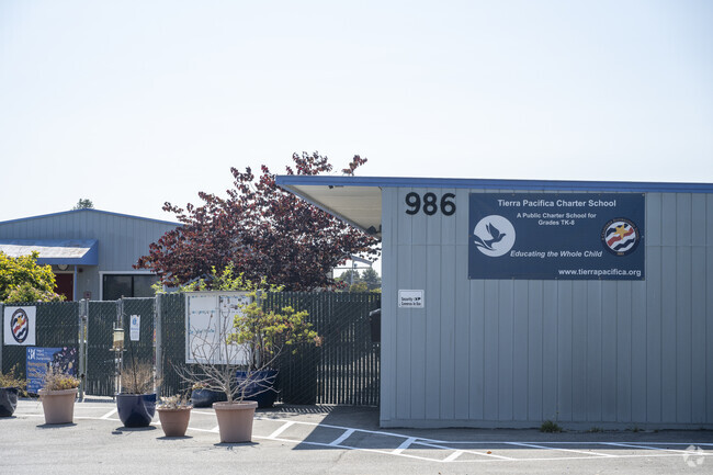 Tierra Pacifica Charter School is very welcoming to students.