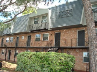 355 Lapalco Blvd, Gretna, LA 70056