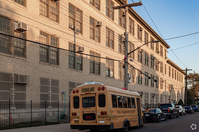 PS 100 Glen Morris is ranked #248 in New York City Public Schools.