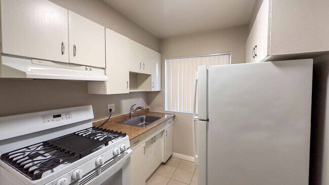 DL A St, San Diego, CA 92102 - photo 7