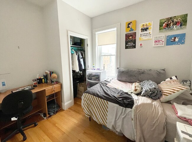 15 Burney St unit 32D, Boston, MA 02120 - photo 5