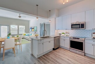 201 Wimberly St, Fort Worth, TX 76107