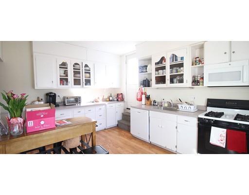 77 Thorndike St unit 2, Brookline, MA 02446 - photo 5