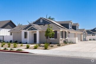 5200 Old Farm Rd, Bakersfield, CA 93312
