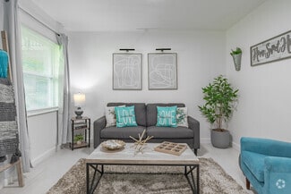 2929 N Dixie Hwy, Oakland Park, FL 33334