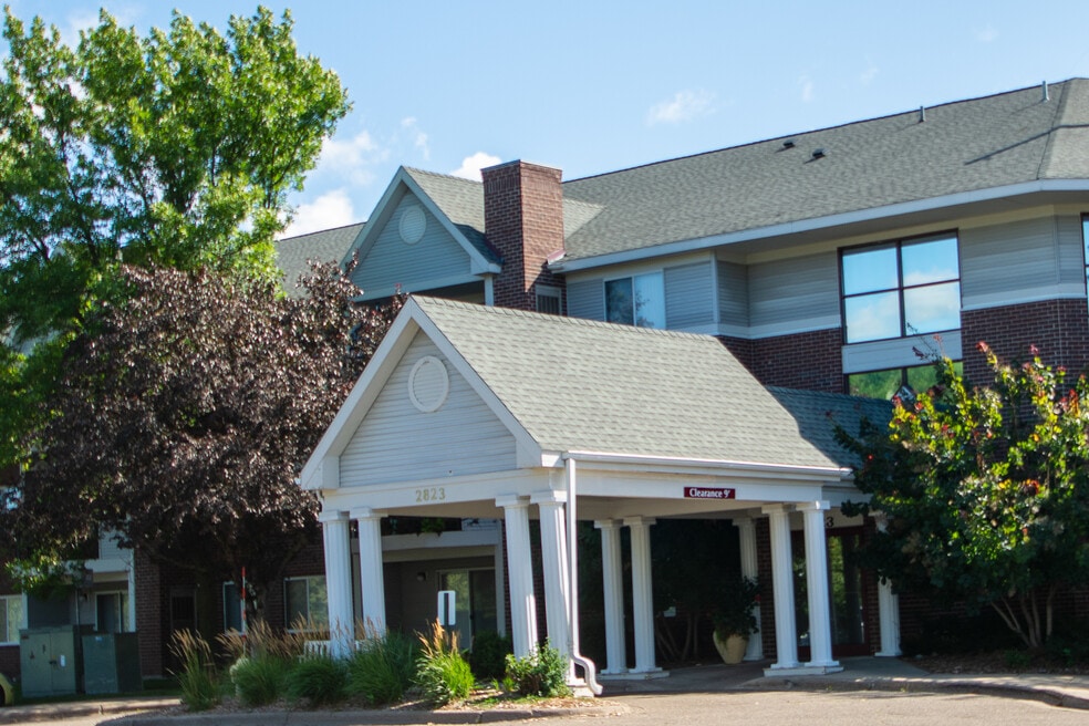 Lexington Townhomes and Apartments, Roseville, MN 55113 - photo 1