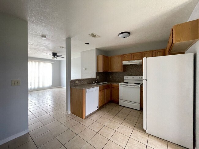 4006 Madison Dr unit C, Killeen, TX 76543 - photo 5