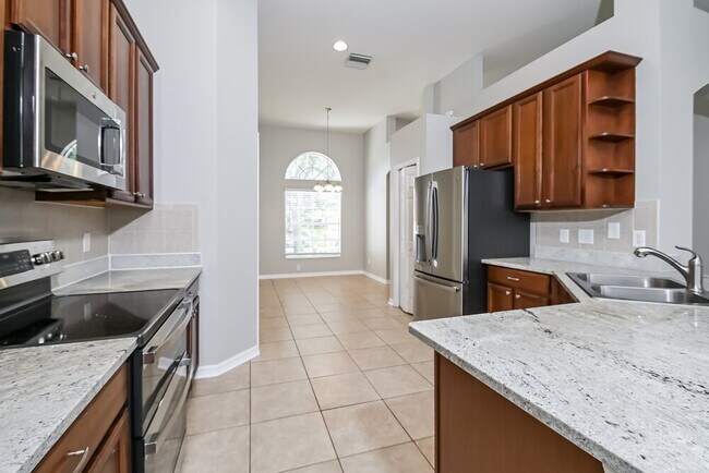 9411 Laurel Ledge Dr, Riverview, FL 33569 - photo 6