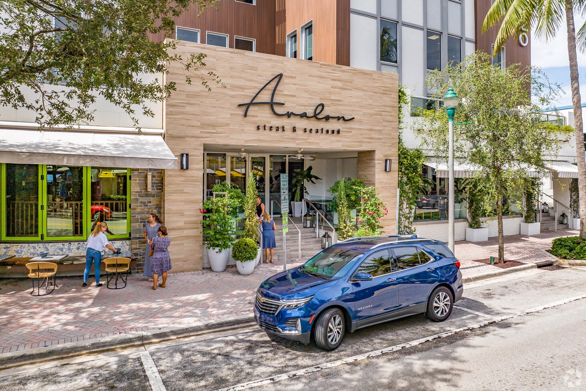 There is no shortage of upscale restaurants in downtown DelRay Beach, near Tropical Palms.