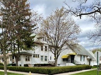215 S 10th Ave Unit 2, Maywood, IL 60153