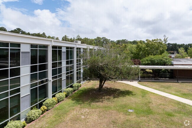 Roland-Grise Middle School is a highly rated, public school  in Wilmington, NC.