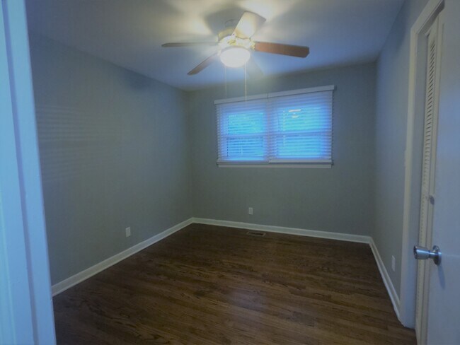 2409 Boiling Springs Rd, Boiling Springs, SC 29316 - photo 5