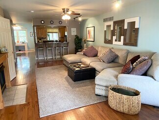 532 Gamma Dr, Wernersville, PA 19565