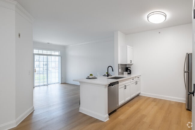 1BR, 1BA - 885SF - Kitchen