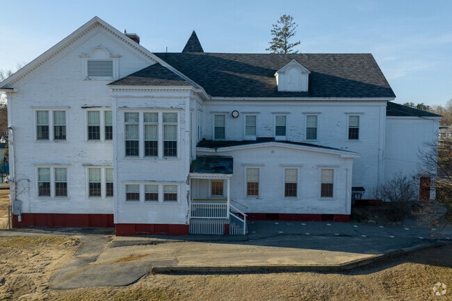 The Nancy Loud School is in Strafford County serving students grades K-4.