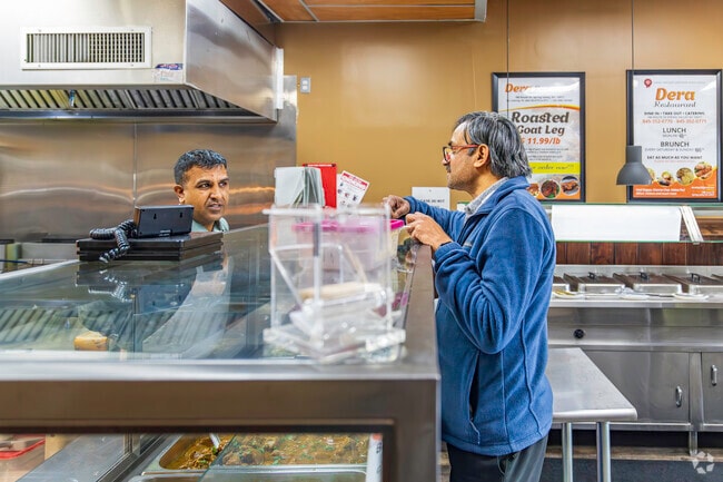 Dera Restaurant is an authentic, family-run Pakistani restaurant located in Spring Valley, NY.